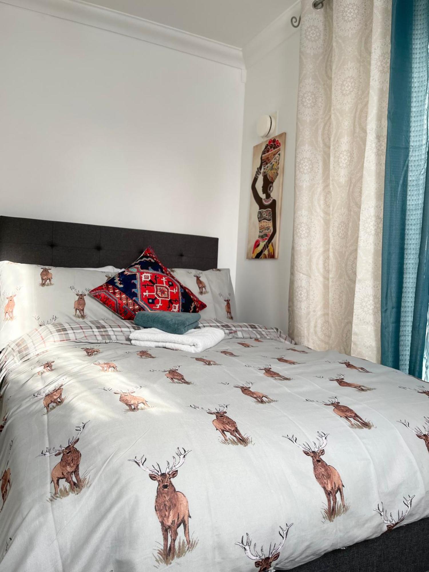 דאגנהאם Stanton - Impeccable And Stylish 2 Bedroom מראה חיצוני תמונה